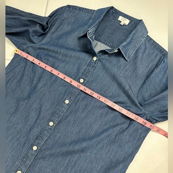 Crown & Ivy Denim Cotton Button Up Bell Sleeve Collared Blouse - Picture 4 of 7